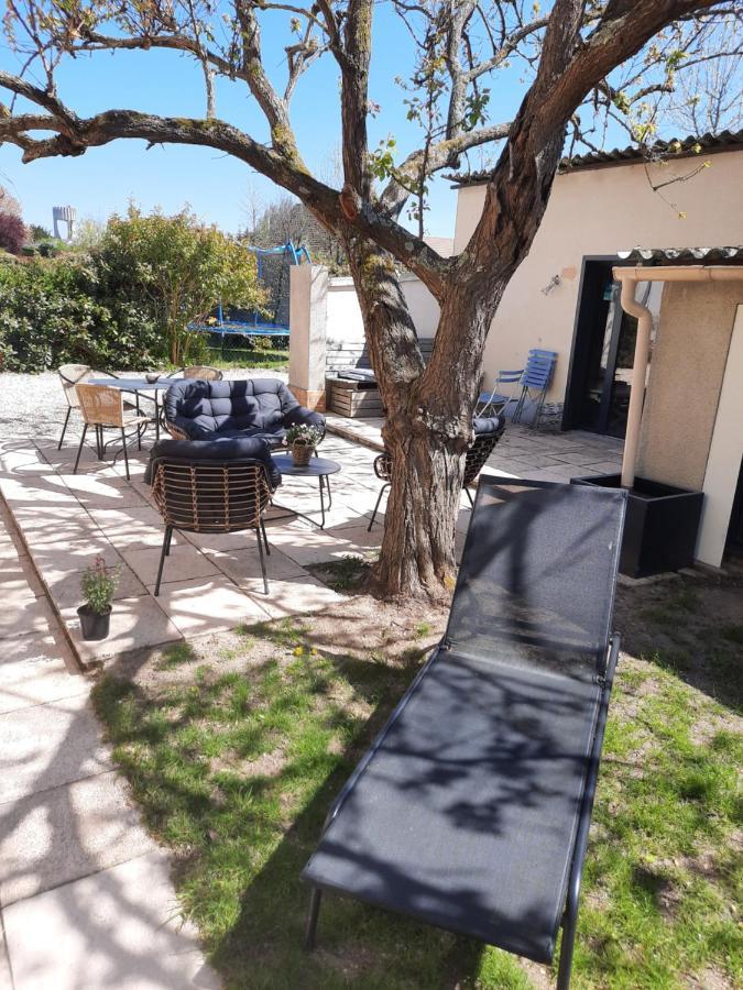 Le Clos des Feugrais Saint-Aubin-lès-Elbeuf Exterior foto